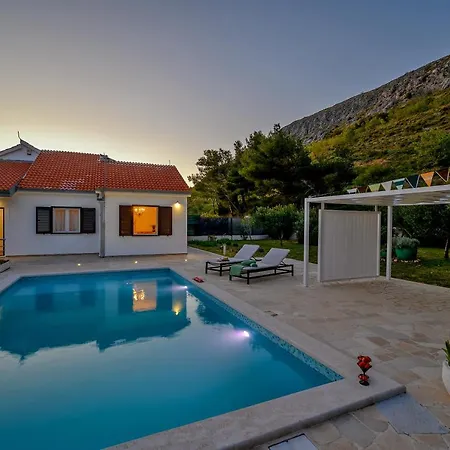 Semesterbostad Nudist Friendly With Fence Arround Pool And Garden To Relax And Enjoy